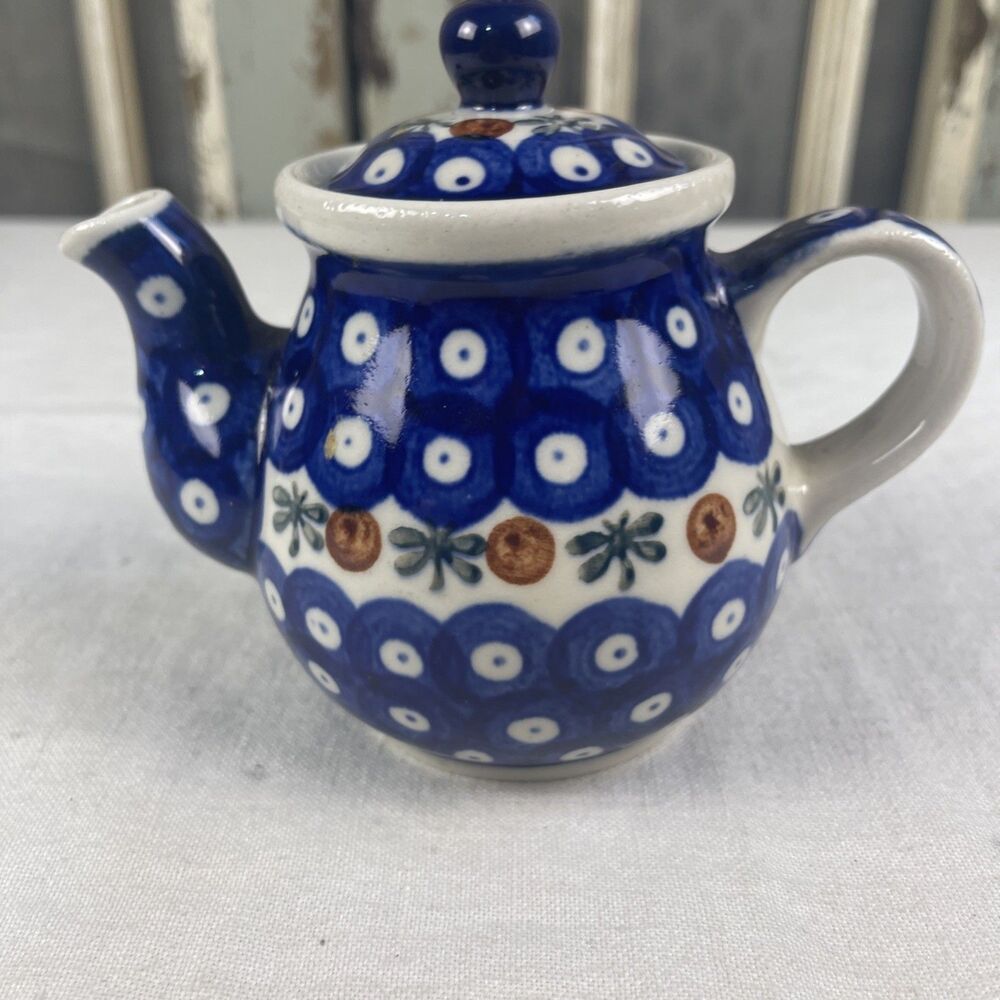 Boleslawiec Polish Pottery Nature Tea Pot with Lid Spout
